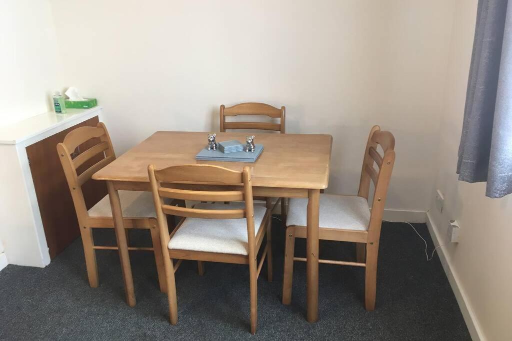 2 Bedroom Flat In Stornoway Town Centre Ngoại thất bức ảnh