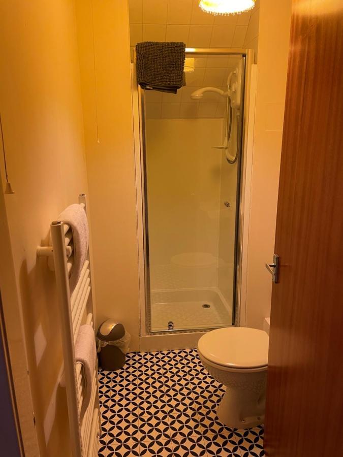 2 Bedroom Flat In Stornoway Town Centre Ngoại thất bức ảnh